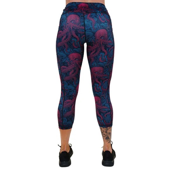 CVG Kraken octopus capri leggings- large - Picture 2 of 6